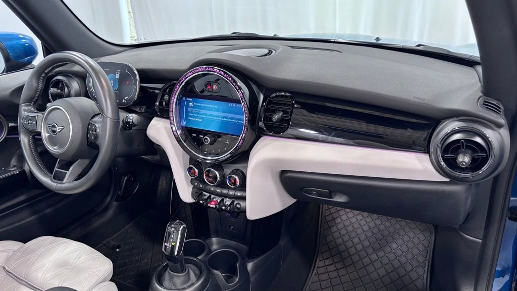 Used 2023 MINI Cooper Convertible w/ Signature Upholstery Package FWD image 17