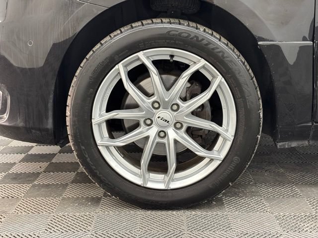 Used 2019 Mercedes-Benz Metris Passenger image 48