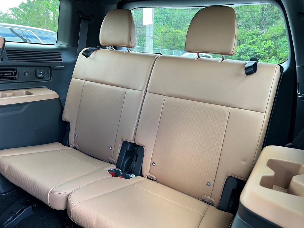 New 2025 Hyundai Santa Fe Limited image 21