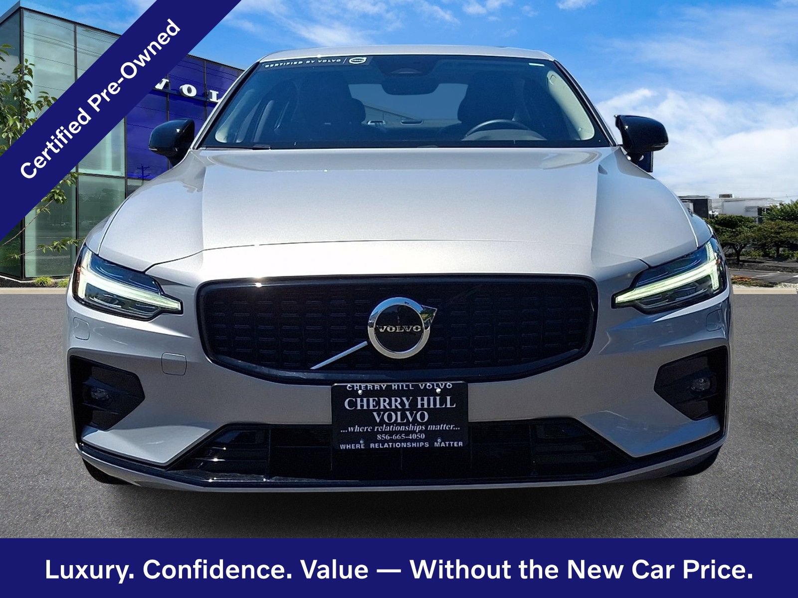 Certified 2025 Volvo S60 B5 Core AWD/4WD image 2