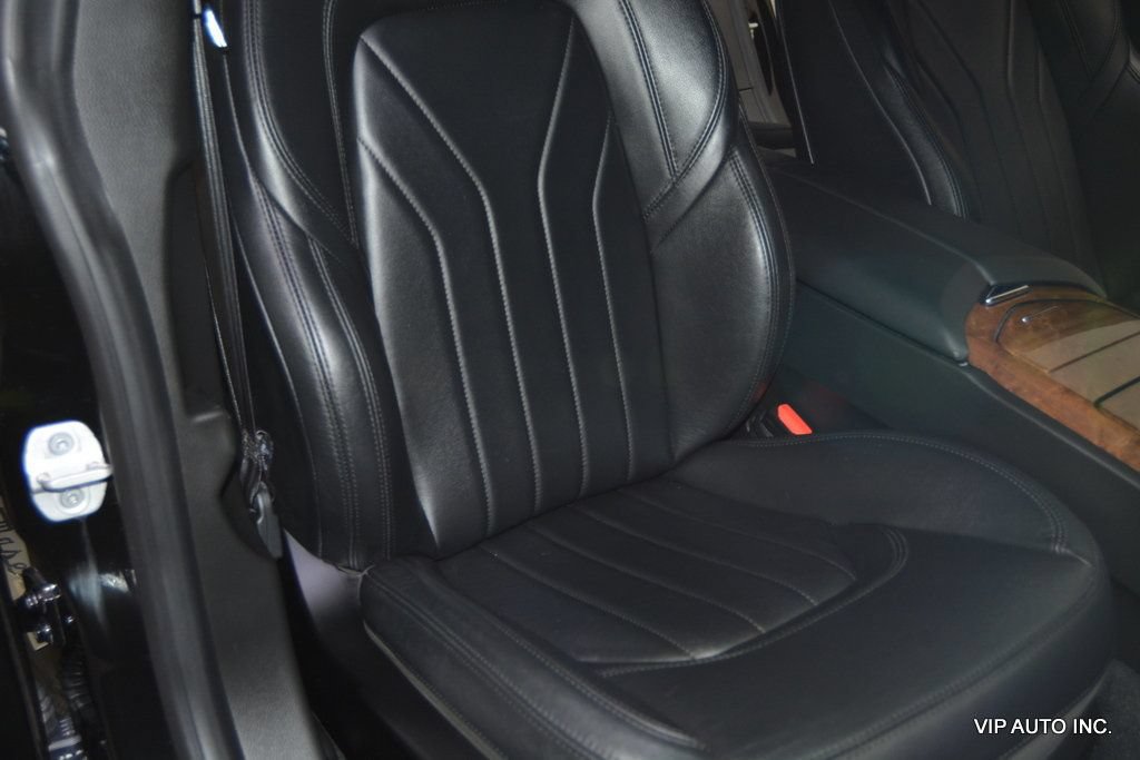 Used 2014 Maserati Quattroporte GTS RWD image 12