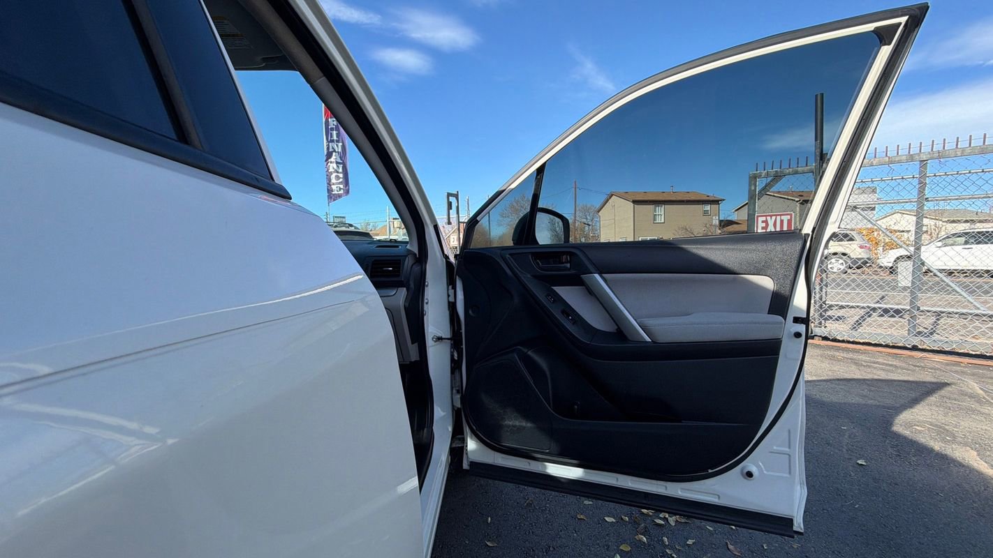 Used 2015 Subaru Forester 2.5i image 11