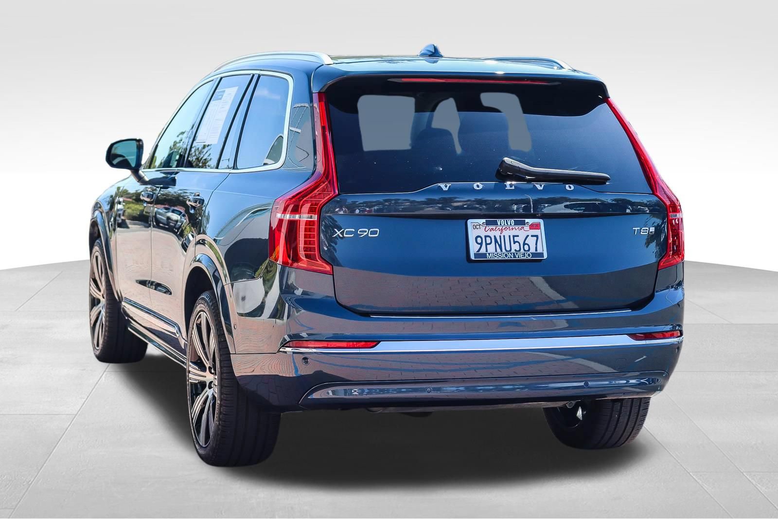 Used 2025 Volvo XC90 T8 Plus w/ Protection Package Premier AWD/4WD image 5