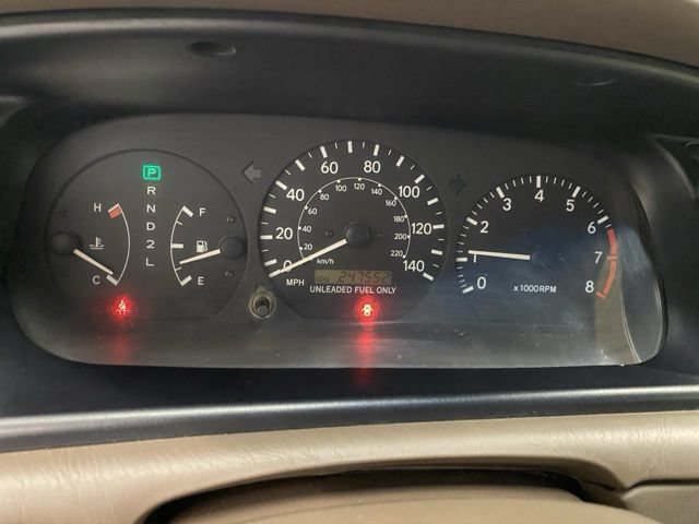 Used 1998 Toyota Camry LE FWD image 12