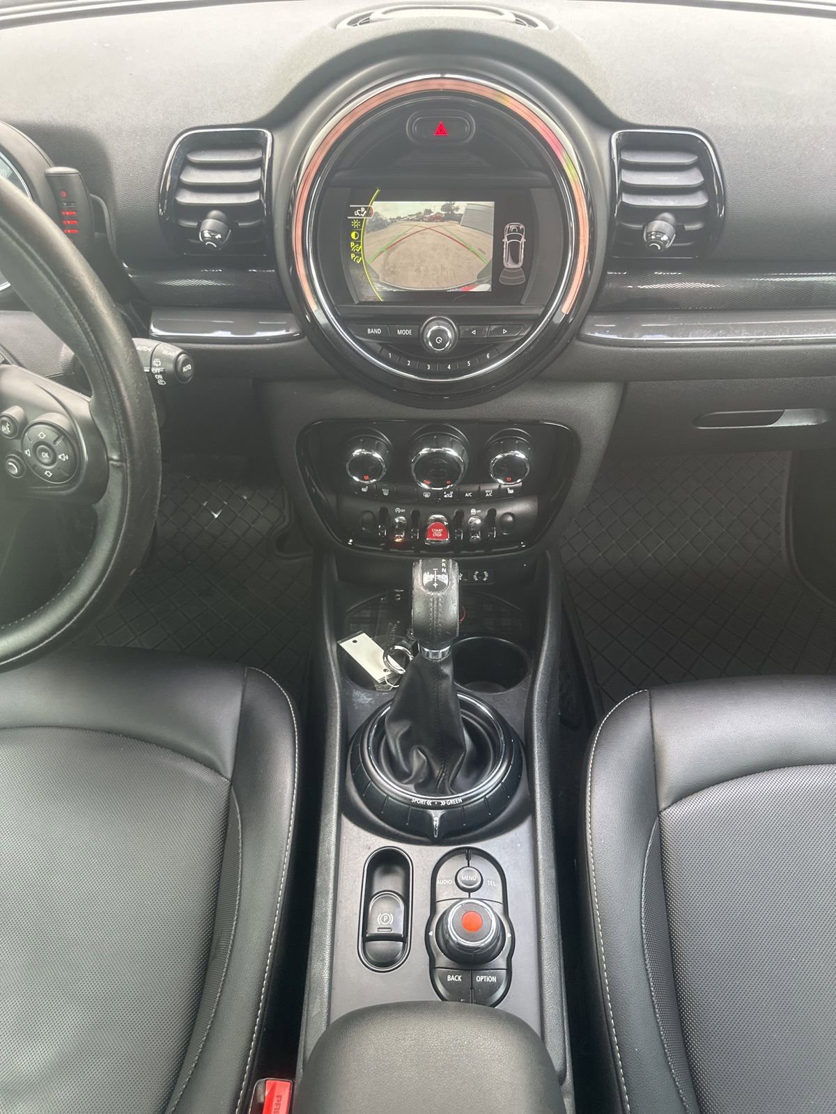 Used 2016 MINI Cooper Clubman FWD image 18