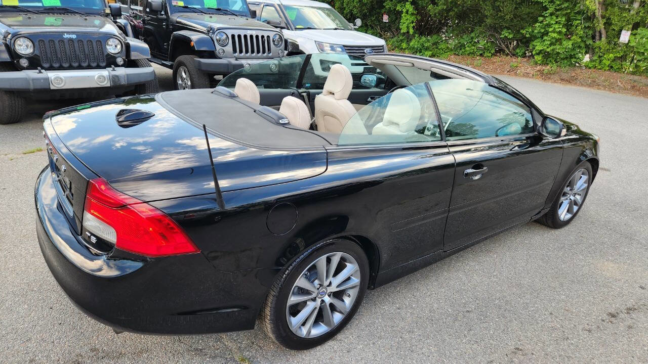 Used 2012 Volvo C70 T5 w/ Climate Pkg image 14