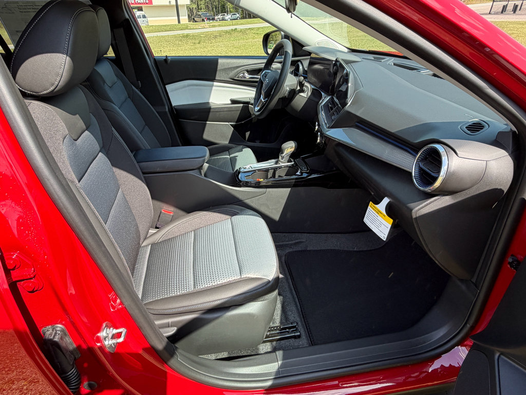 New 2026 Chevrolet Trax LT image 24