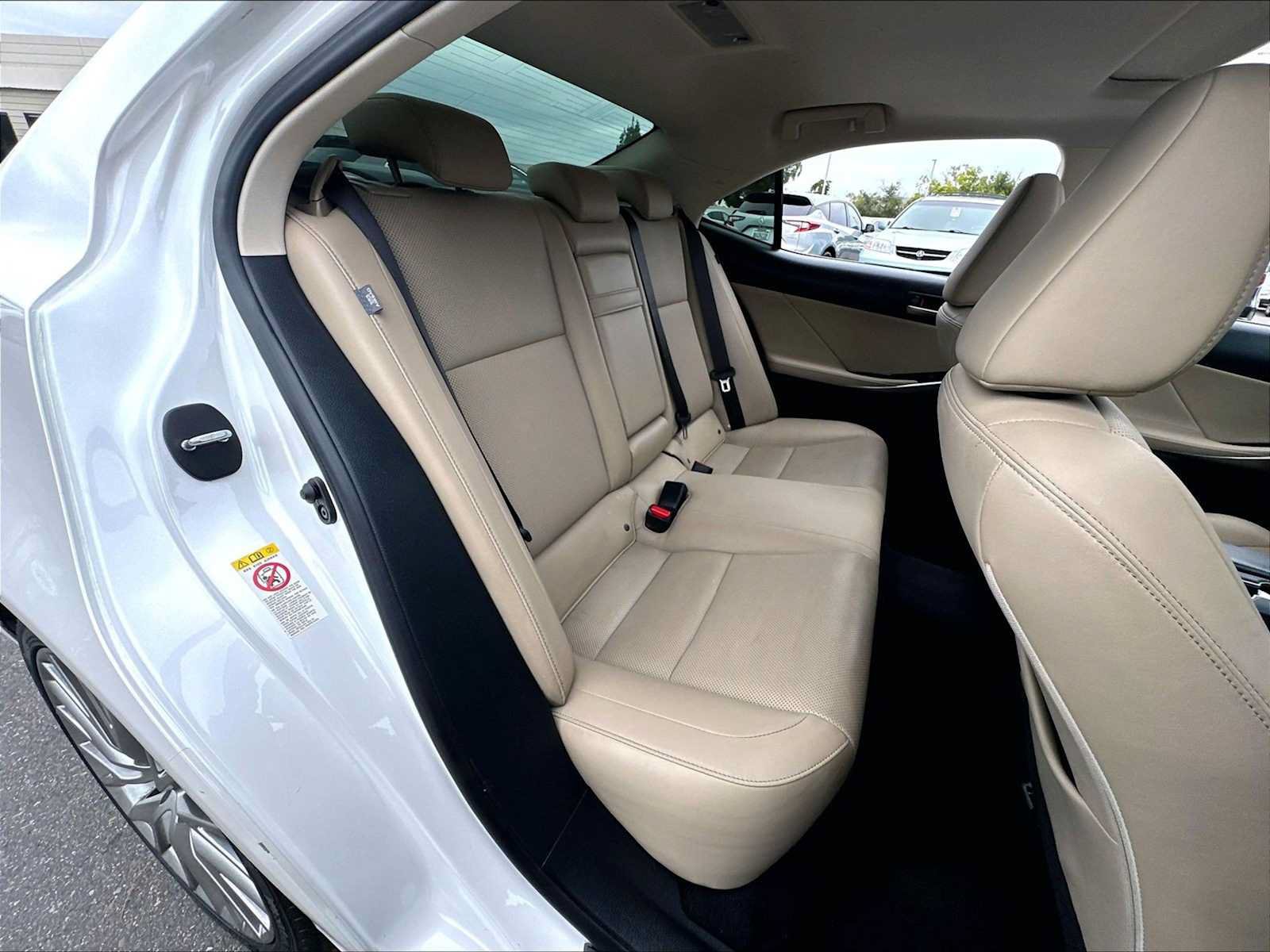 Used 2017 Lexus IS 200t RWD image 29