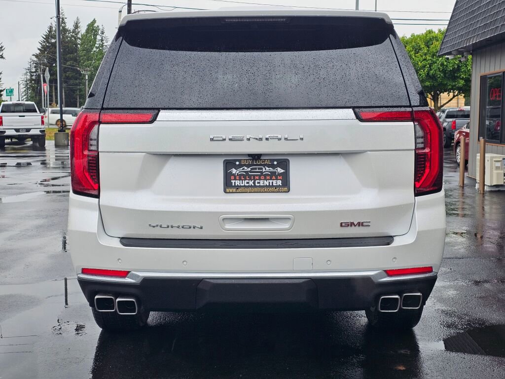 Used 2025 GMC Yukon XL Denali w/ Sun & Power Step Package AWD/4WD image 4