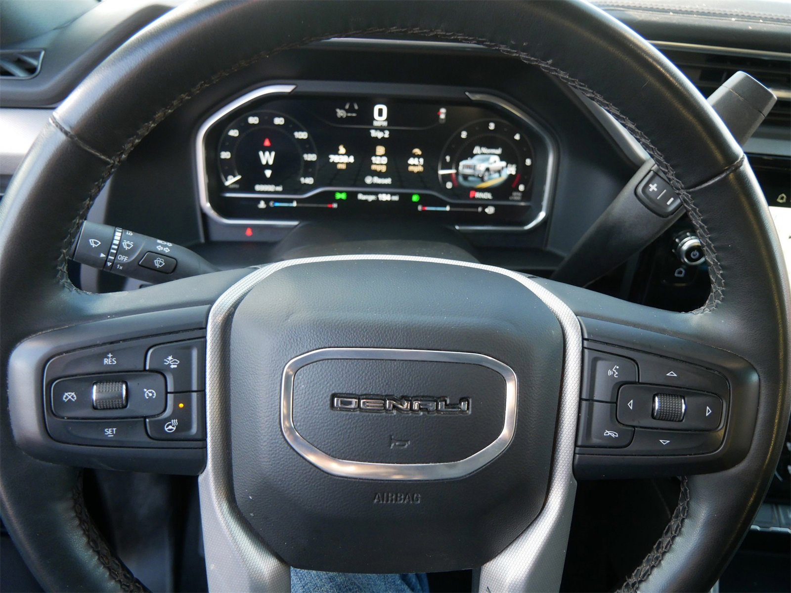 Used 2024 GMC Sierra 2500 Denali w/ Denali Reserve Package image 29