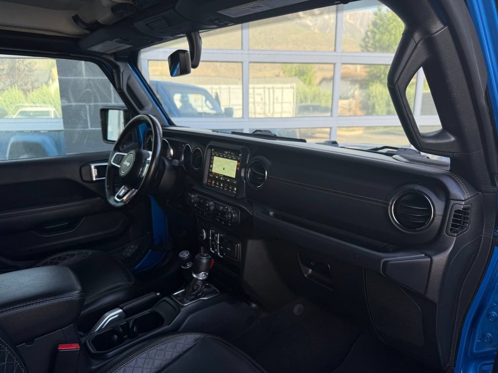 Used 2023 Jeep Gladiator Overland AWD/4WD image 45