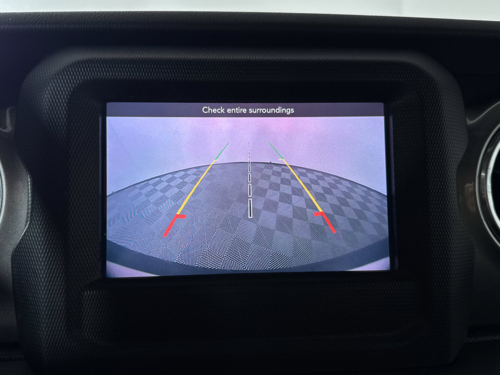 Used 2019 Jeep Wrangler Unlimited Sahara w/ Safety Group image 14