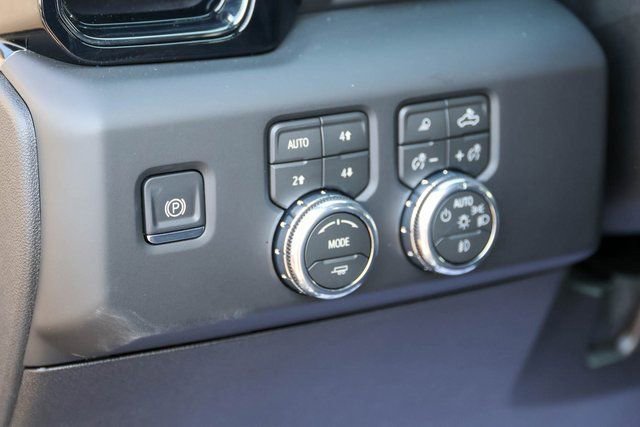 New 2026 GMC Sierra 2500 AT4 w/ AT4 Premium Plus Package AWD/4WD image 14