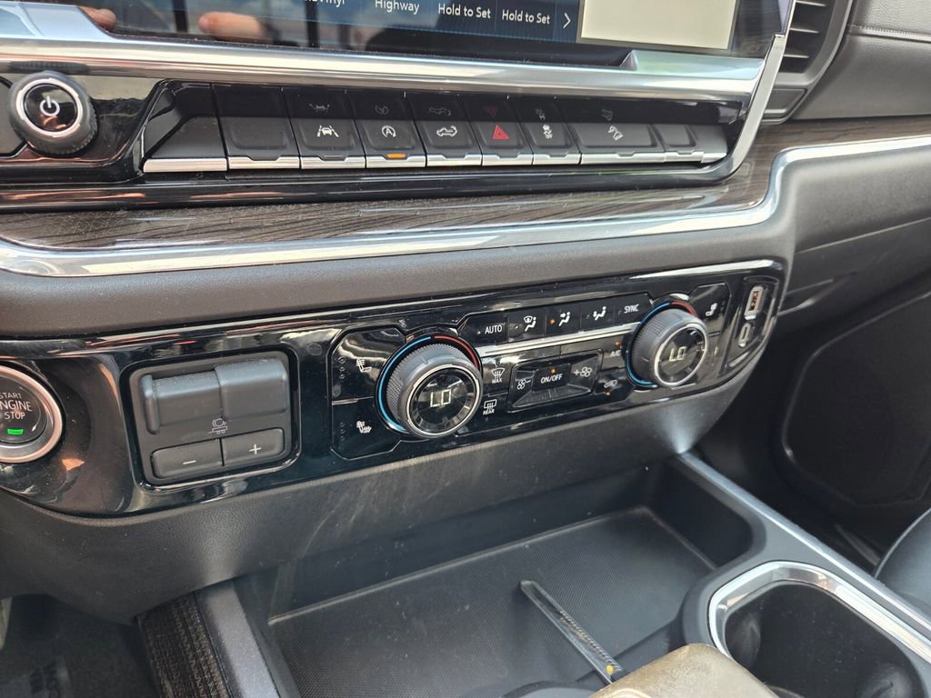 Used 2024 Chevrolet Silverado 1500 LT Trail Boss w/ Convenience Package II image 27