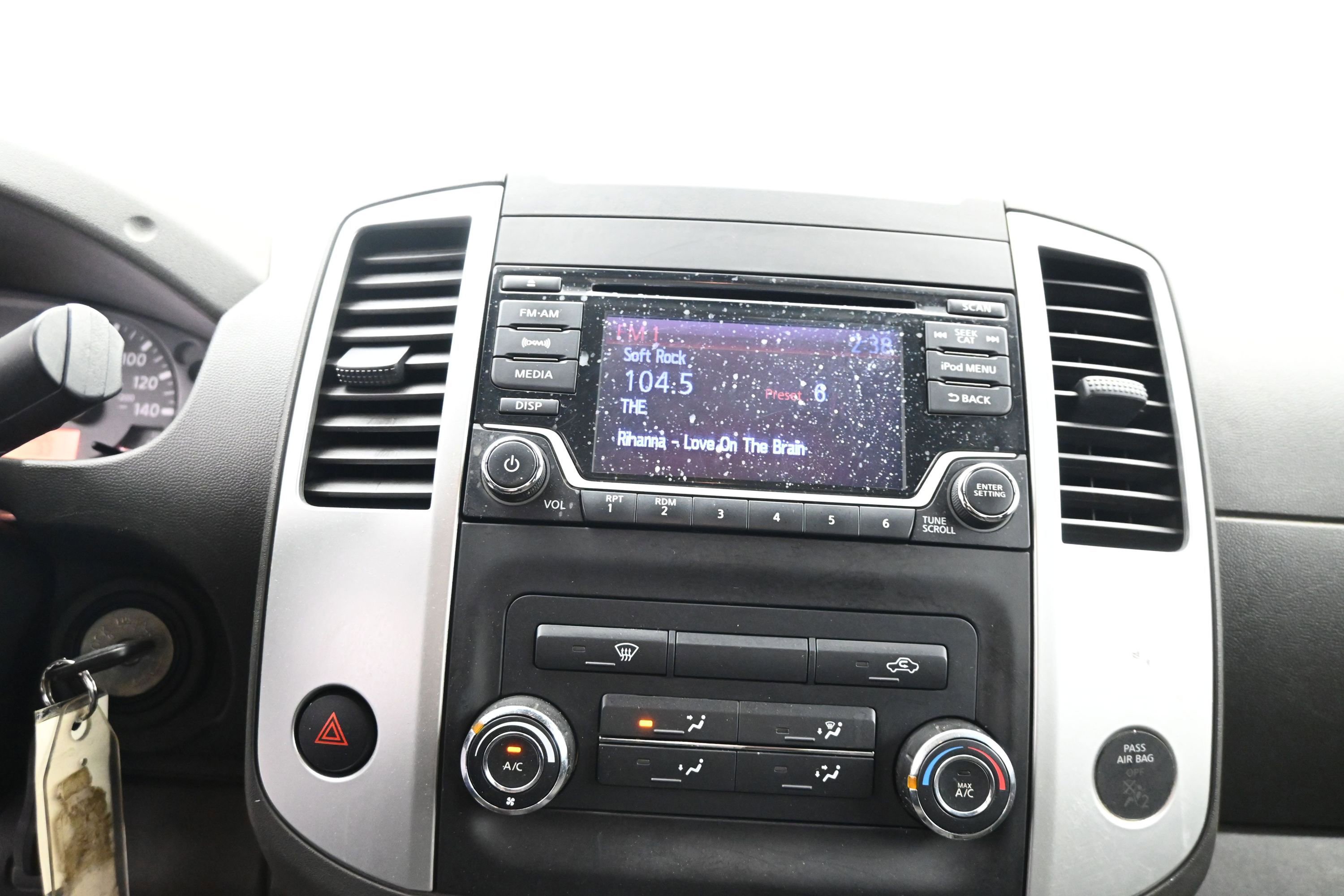 Used 2017 Nissan Frontier SV RWD image 16