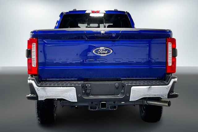 New 2026 Ford F250 Lariat w/ FX4 Off-Road Package image 4