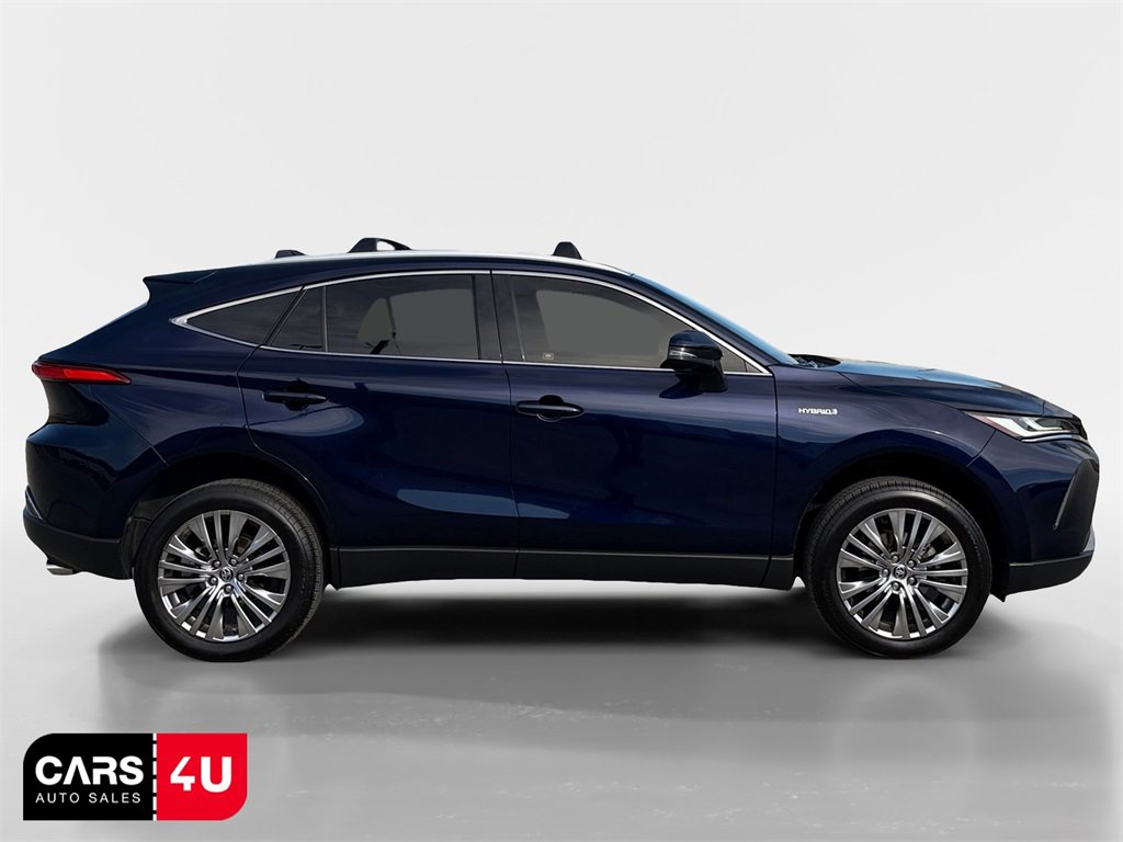 Used 2021 Toyota Venza XLE image 8