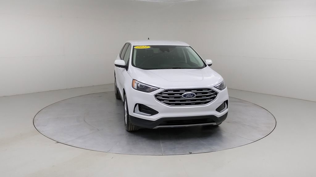Certified 2022 Ford Edge SEL image 9
