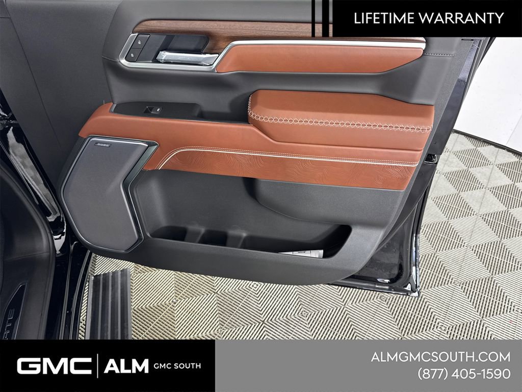 New 2026 GMC Sierra 3500 Denali Ultimate w/ LPO, Black Badging Package image 15