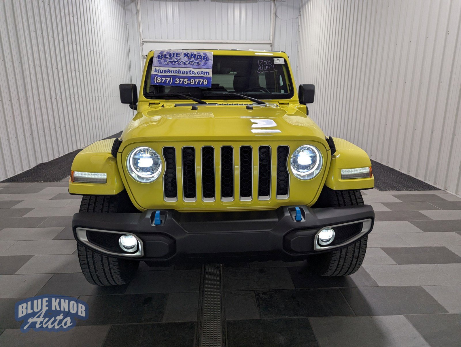Used 2023 Jeep Wrangler Sahara w/ Cold Weather Group image 6