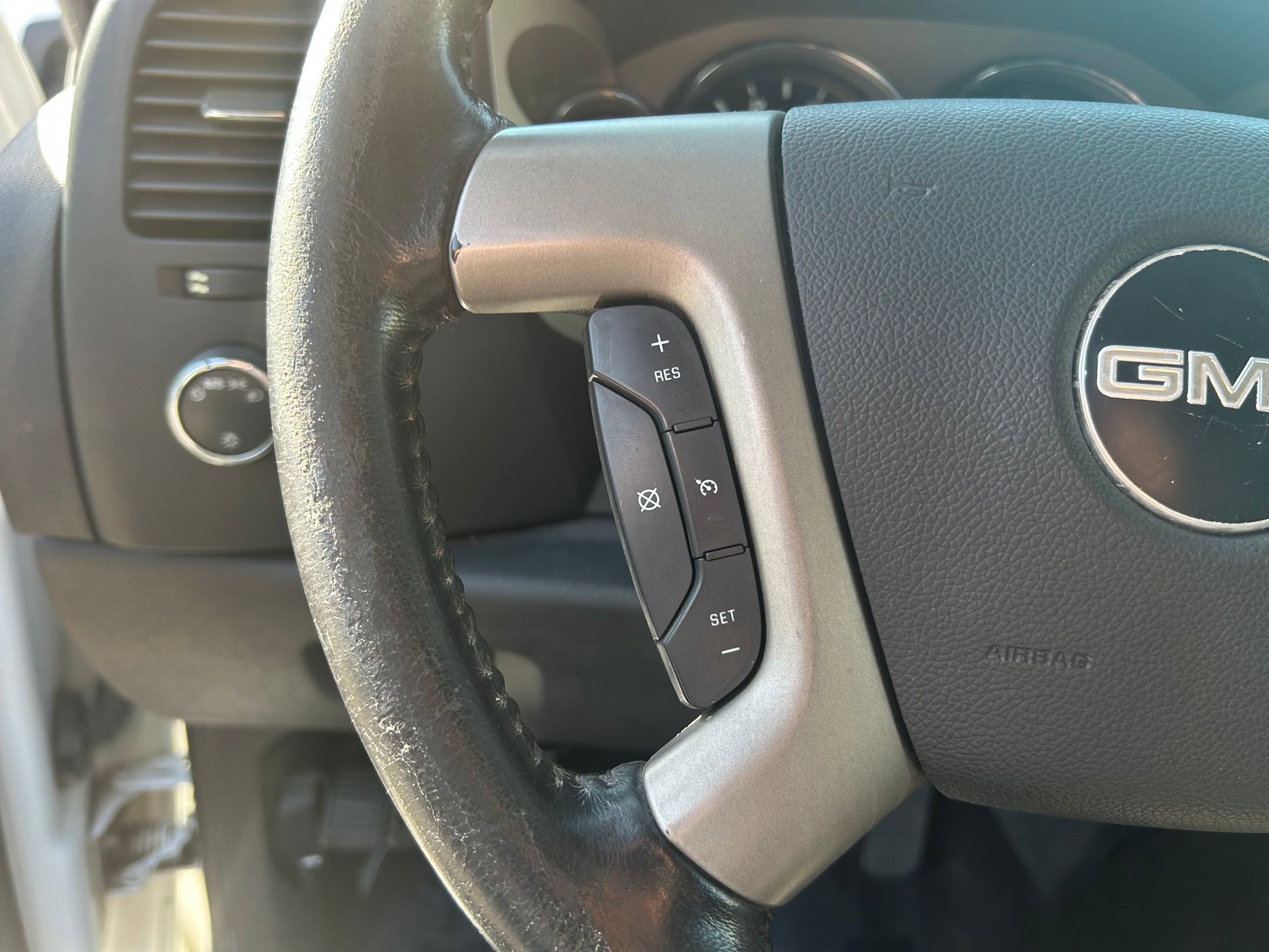 Used 2013 GMC Sierra 2500 SLE AWD/4WD image 15