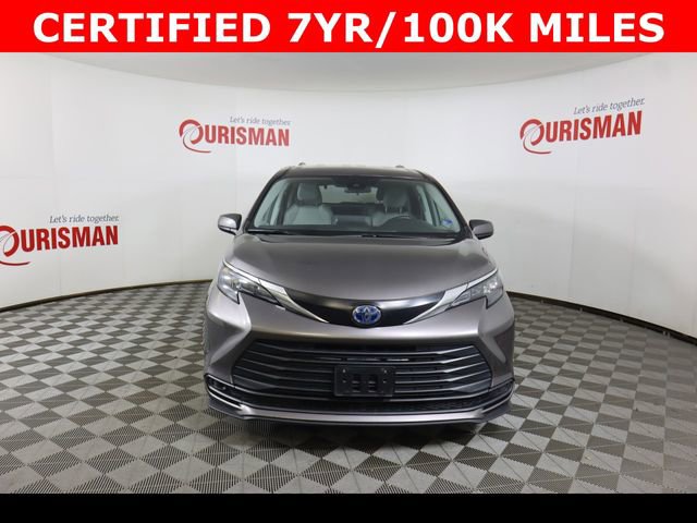 Used 2024 Toyota Sienna LE image 13