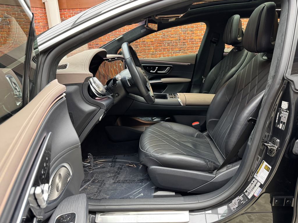 Certified 2023 Mercedes-Benz EQS 580 4MATIC Sedan image 24
