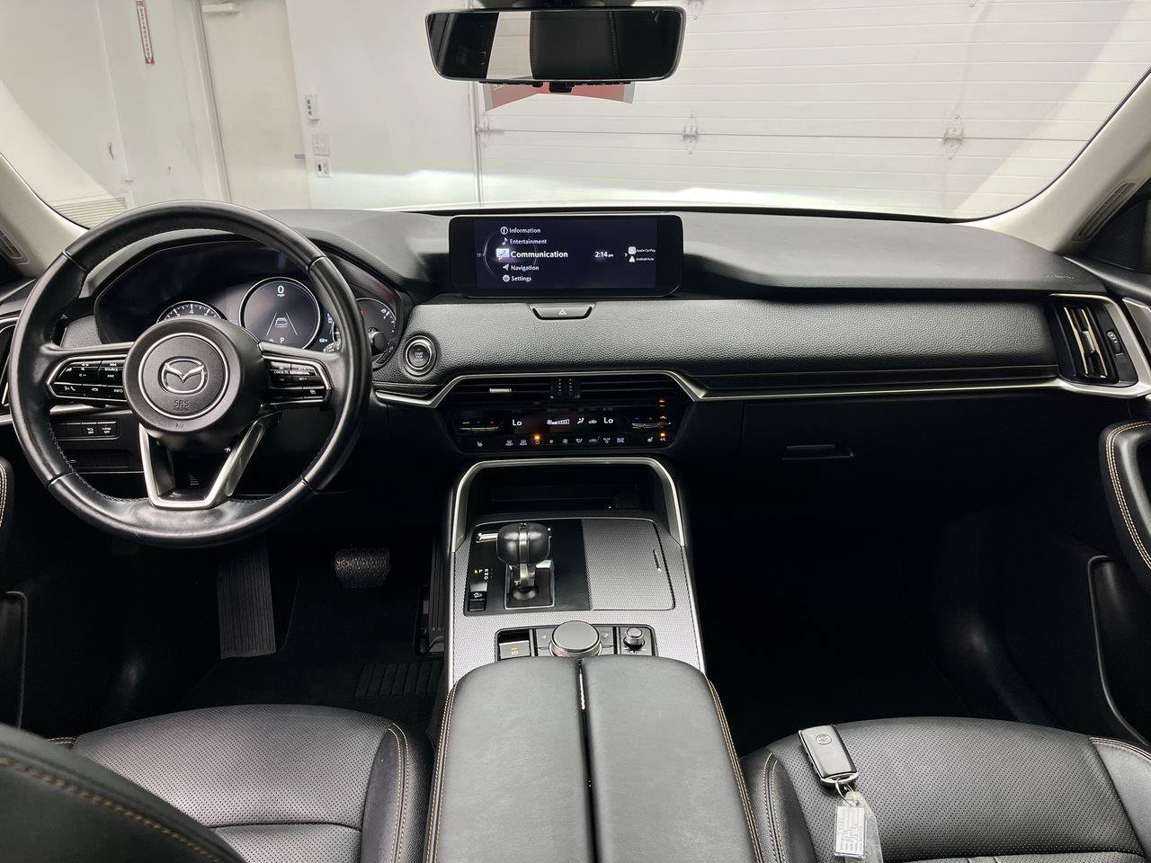 Certified 2024 MAZDA CX-90 3.3 Turbo w/ Preferred Plus AWD/4WD image 4