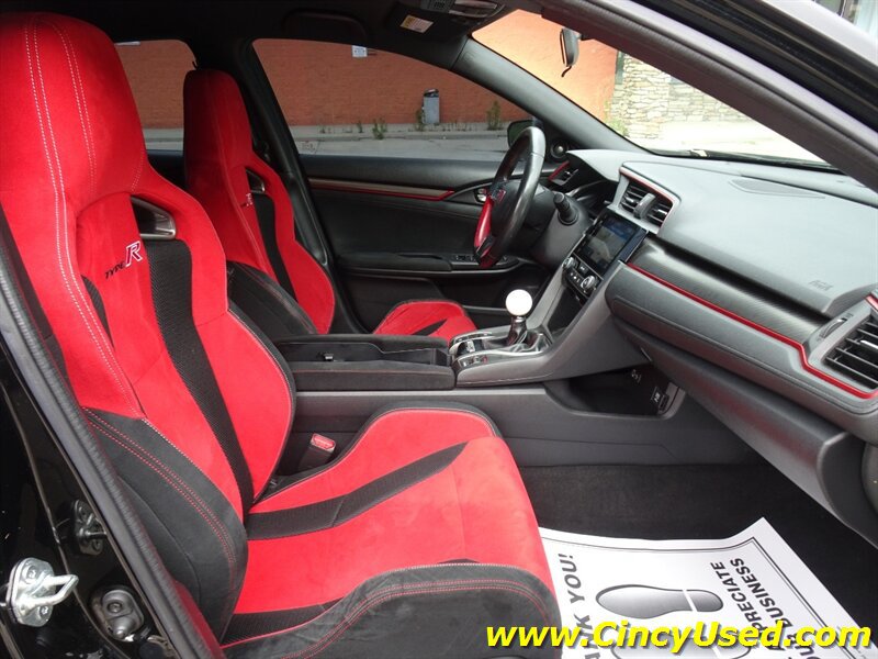 Used 2018 Honda Civic Type R image 22
