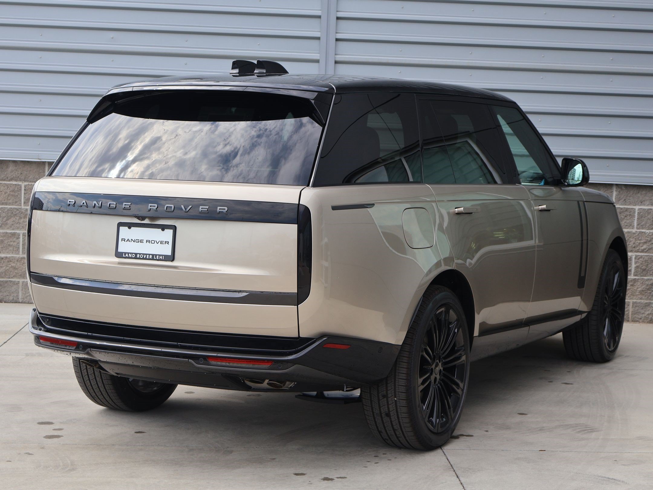 New 2026 Land Rover Range Rover Long Wheelbase SE AWD/4WD image 5