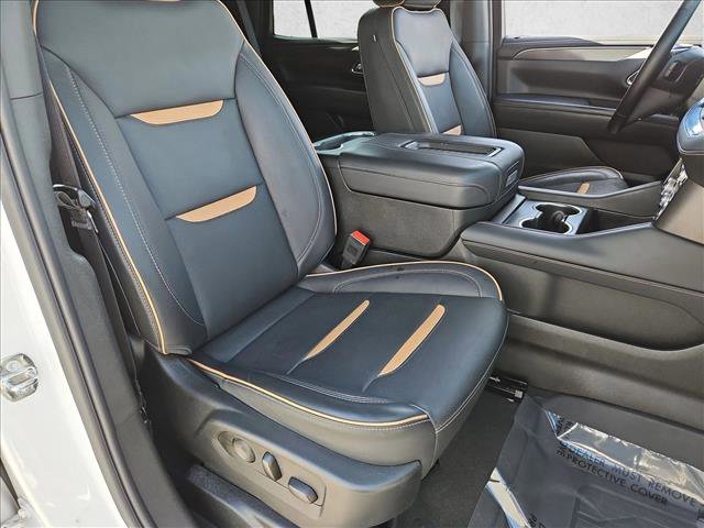 Used 2024 GMC Yukon AT4 w/ AT4 Premium Plus Package AWD/4WD image 26
