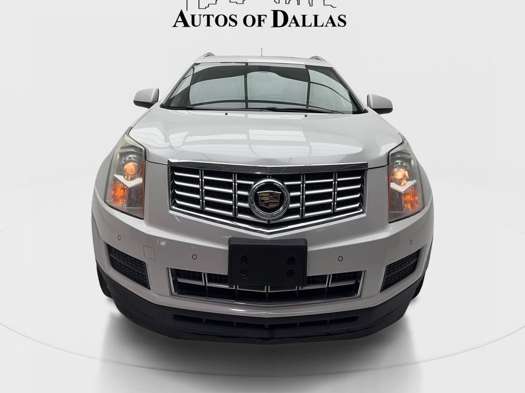 Used 2015 Cadillac SRX Luxury FWD image 2