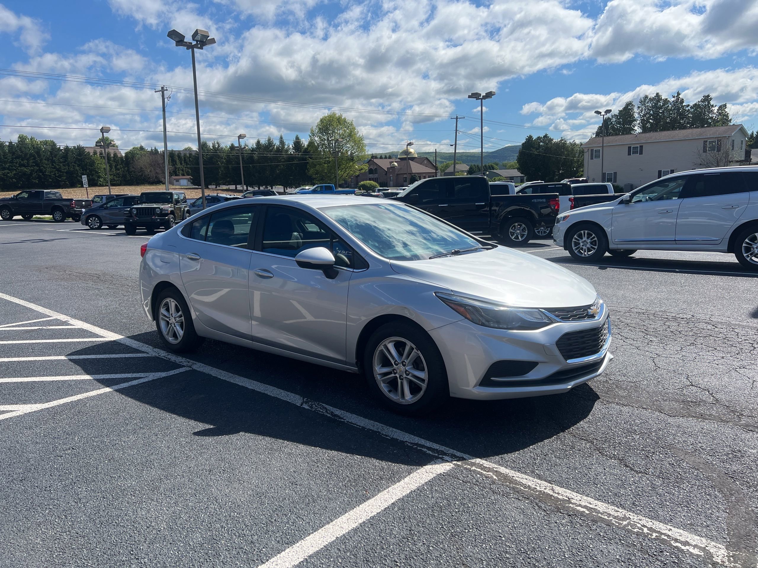 Used 2016 Chevrolet Cruze LT FWD image 8