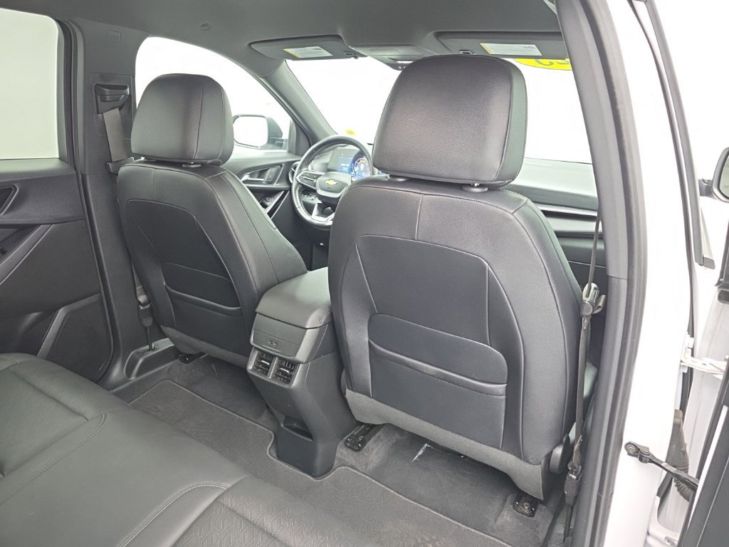 Used 2025 Chevrolet Equinox LT w/ Convenience Package II AWD/4WD image 53