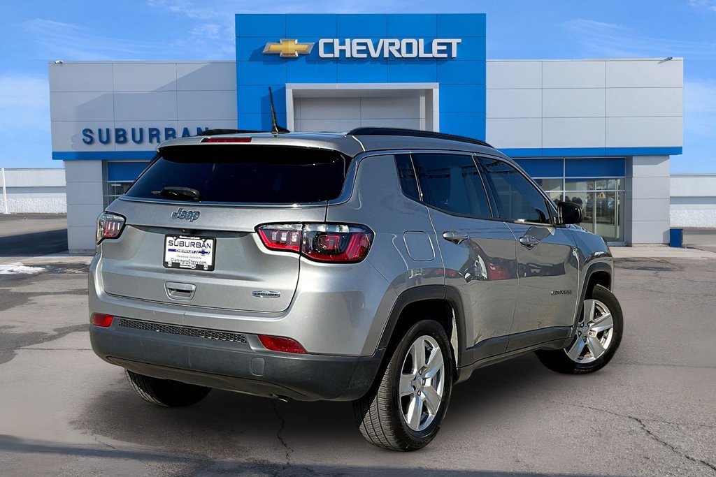 Used 2022 Jeep Compass Latitude FWD image 4
