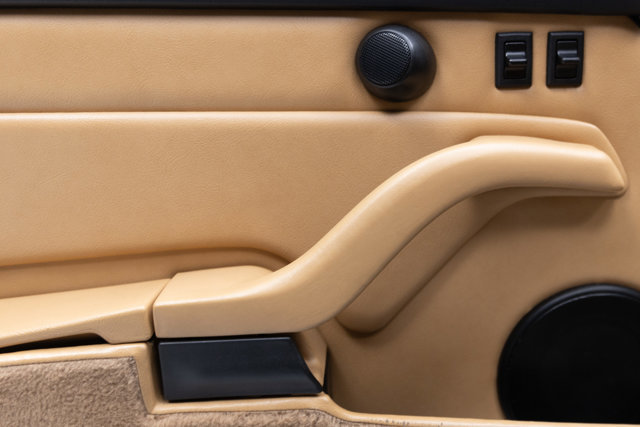 Used 1995 Porsche 911 Carrera image 36