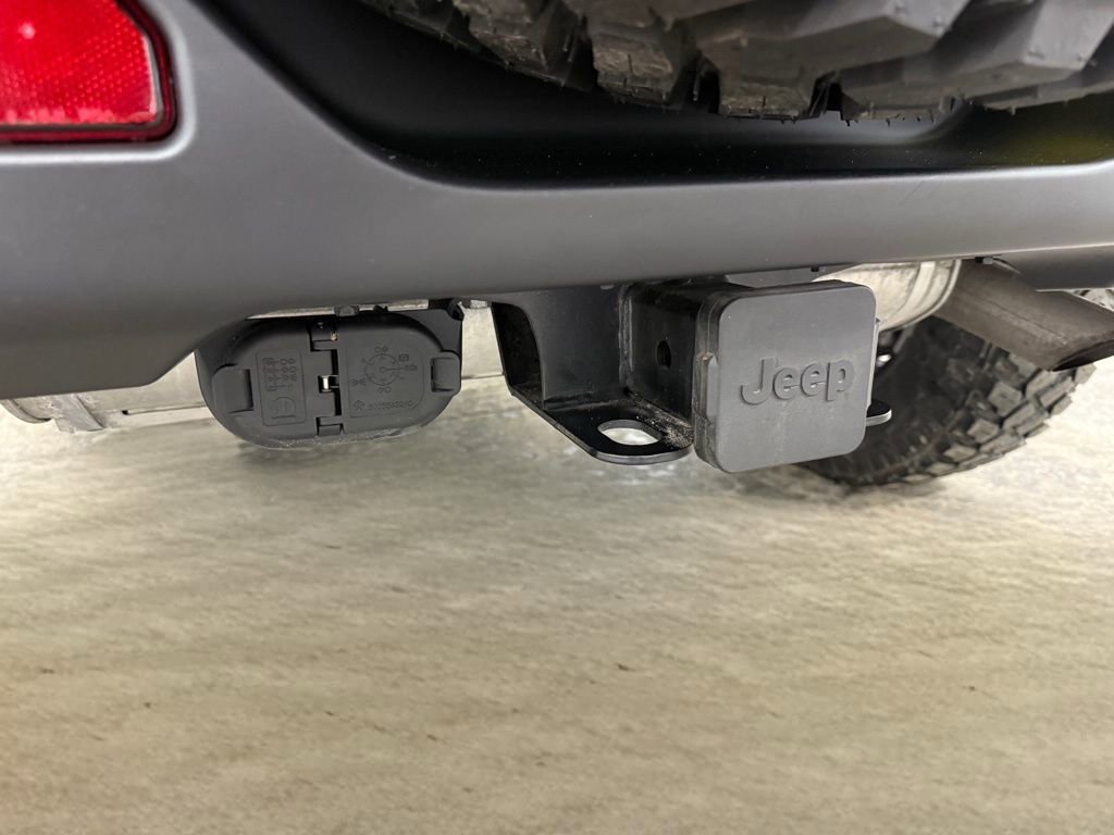 Used 2023 Jeep Wrangler Unlimited w/ Cold Weather Group image 10