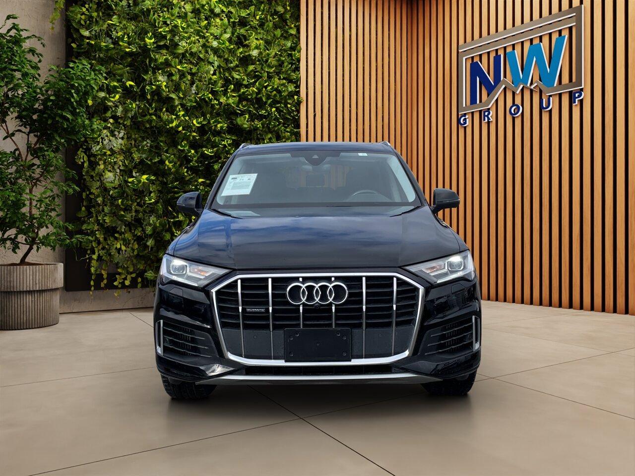 Used 2021 Audi Q7 3.0T Premium Plus AWD/4WD image 2