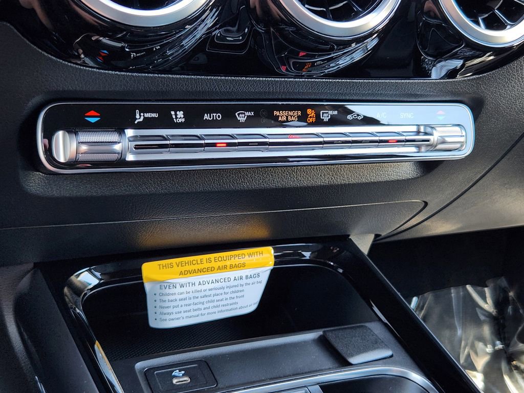 New 2026 Mercedes-Benz GLA 250 4MATIC image 18