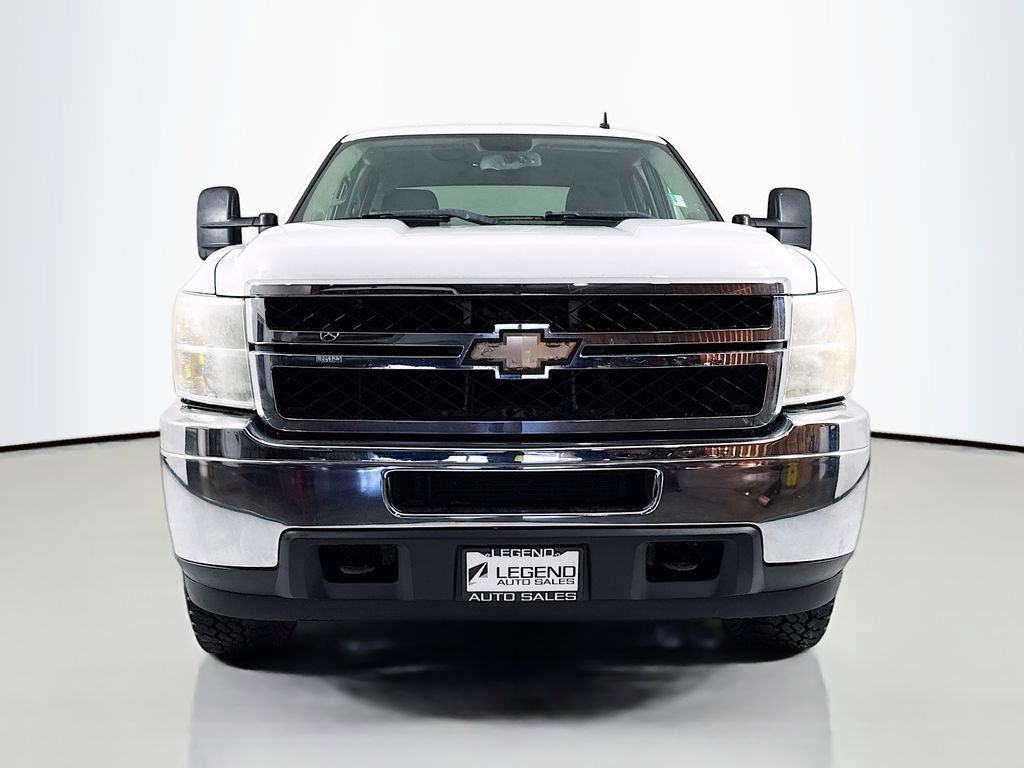 Used 2011 Chevrolet Silverado 3500 LT AWD/4WD image 2