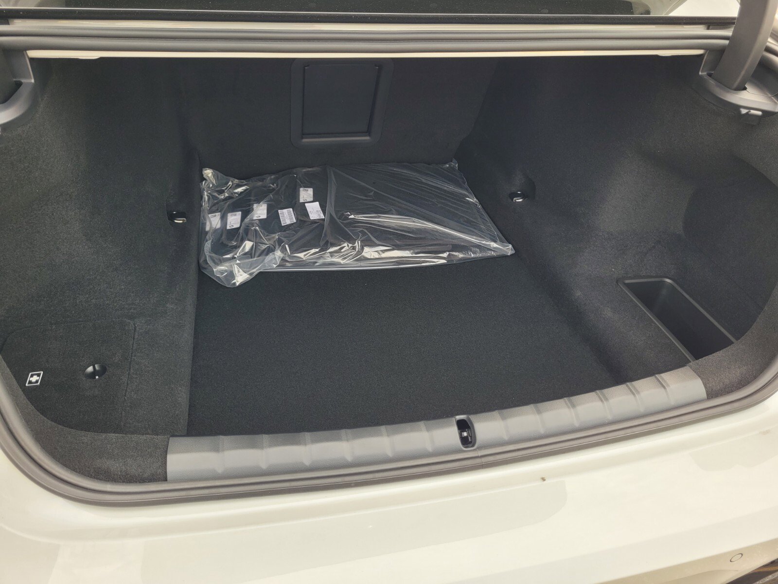 Used 2026 BMW 760i xDrive w/ Executive Package image 15