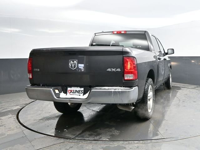 Used 2023 RAM 1500 Classic SLT image 9