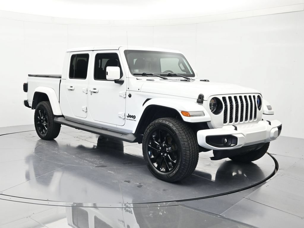 Used 2021 Jeep Gladiator Overland AWD/4WD image 3
