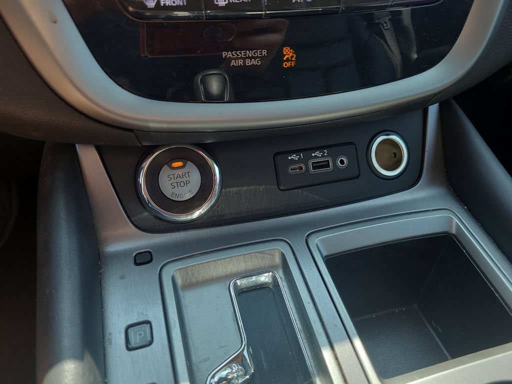 Certified 2024 Nissan Murano SV FWD image 24