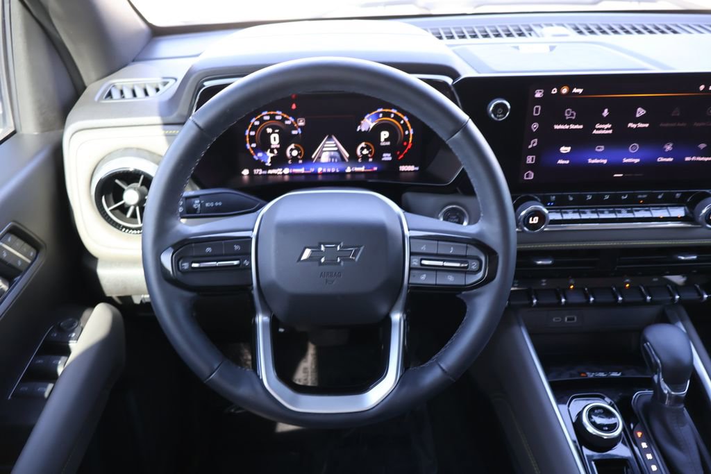 Used 2024 Chevrolet Colorado ZR2 w/ ZR2 Convenience Package III image 23
