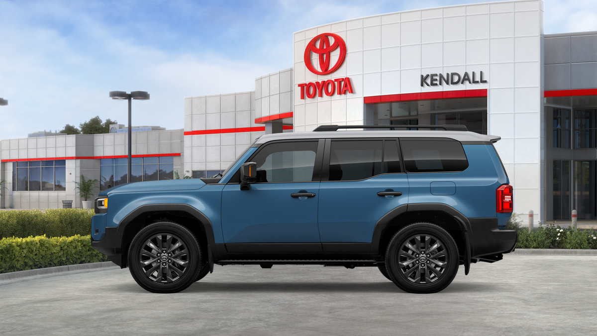 New 2027 Toyota Land Cruiser w/ Premium Package AWD/4WD image 36
