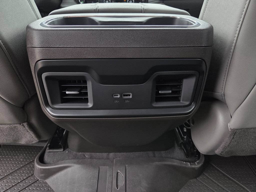 New 2026 Chevrolet Silverado 1500 RST w/ Redline Edition AWD/4WD image 23