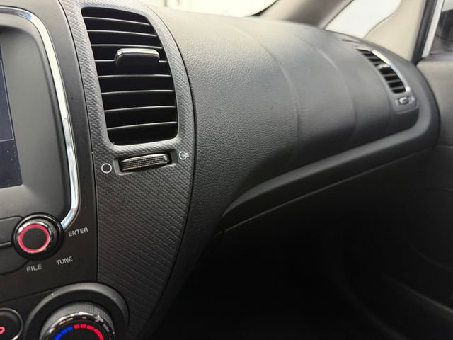 Used 2017 Kia Forte S w/ S Technology Package image 24