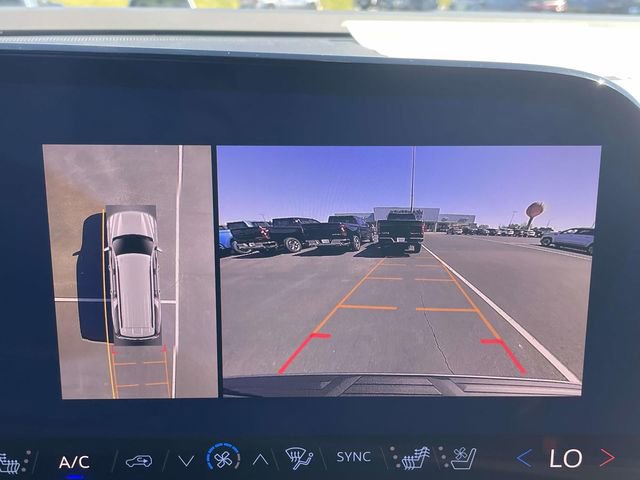 New 2026 Chevrolet Suburban Premier image 20