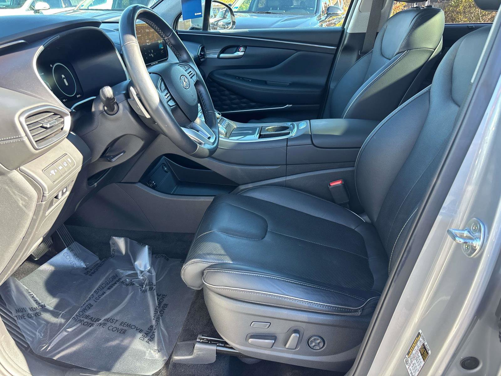 Certified 2023 Hyundai Santa Fe Limited w/ Cargo Package image 8